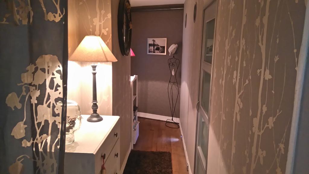 Le Nid Bord De La Loire Habitación en casa particular *